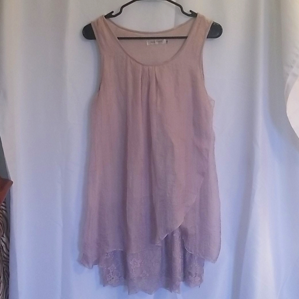 Sleeveless top
